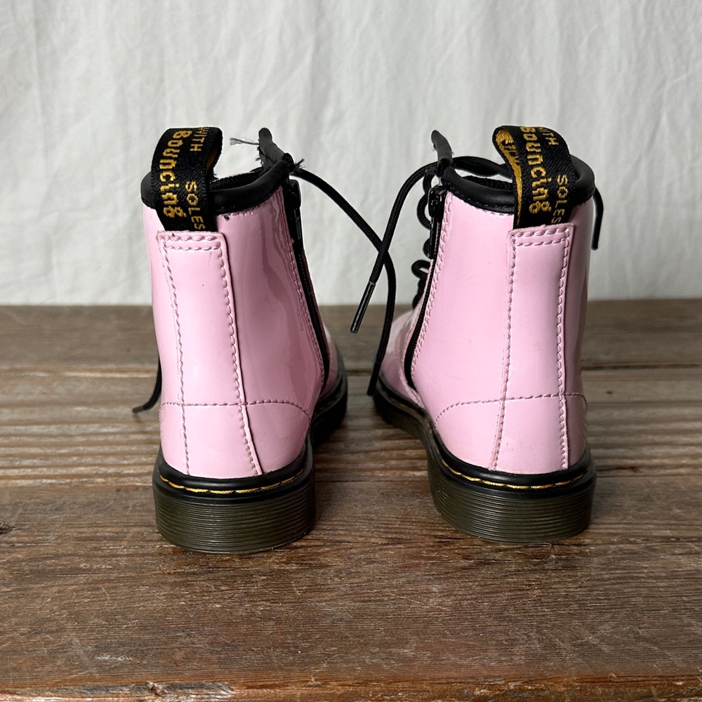Dr. Martens Pink Kids Lace-Up Boots - Picture 3 of 5